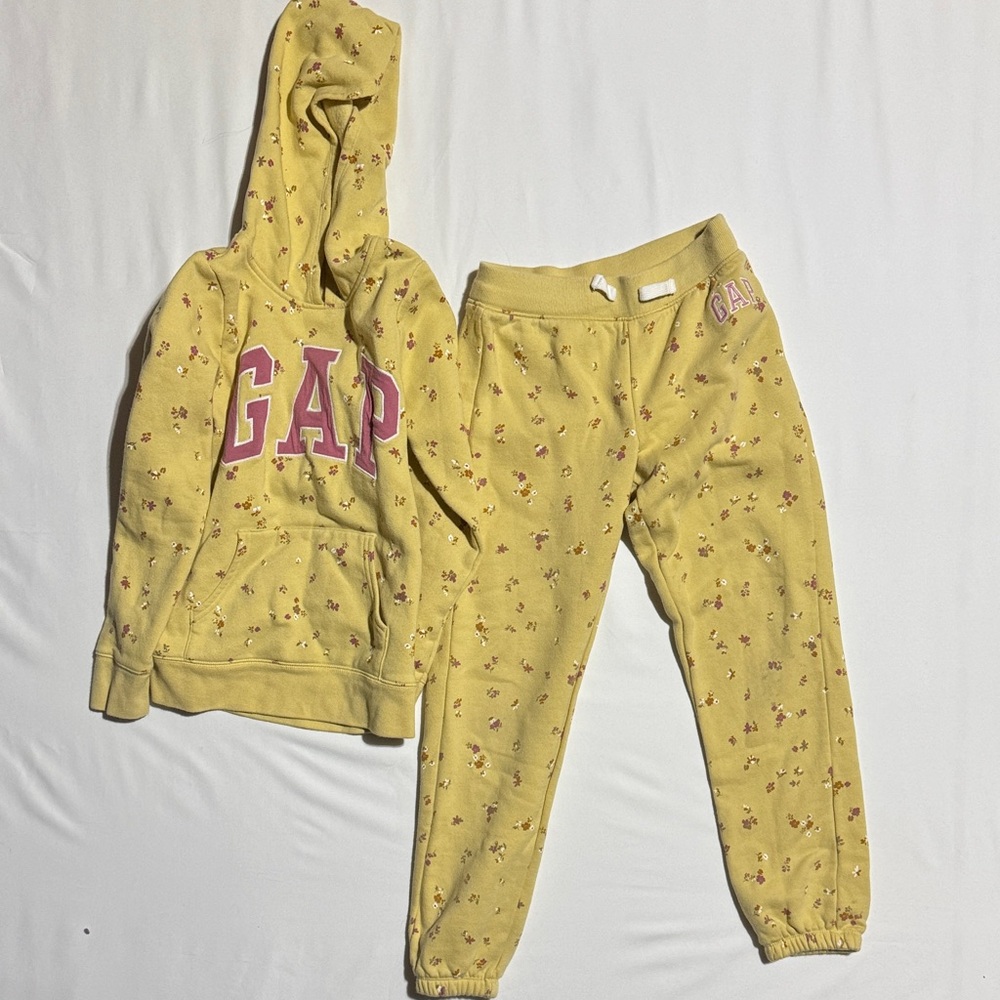 GAP Yellow Floral Sweatpants & Hoodie Set